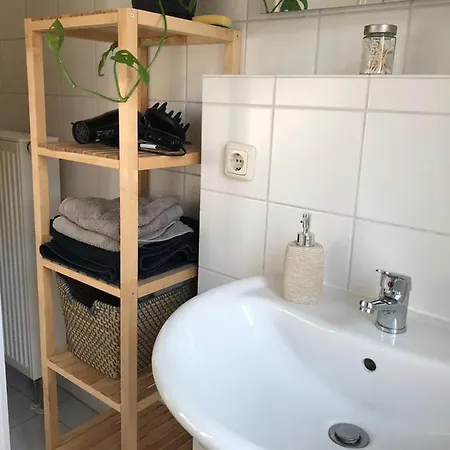 Suiteable-living Cozy Top Anbindung Zu City&airport Апартаменты *